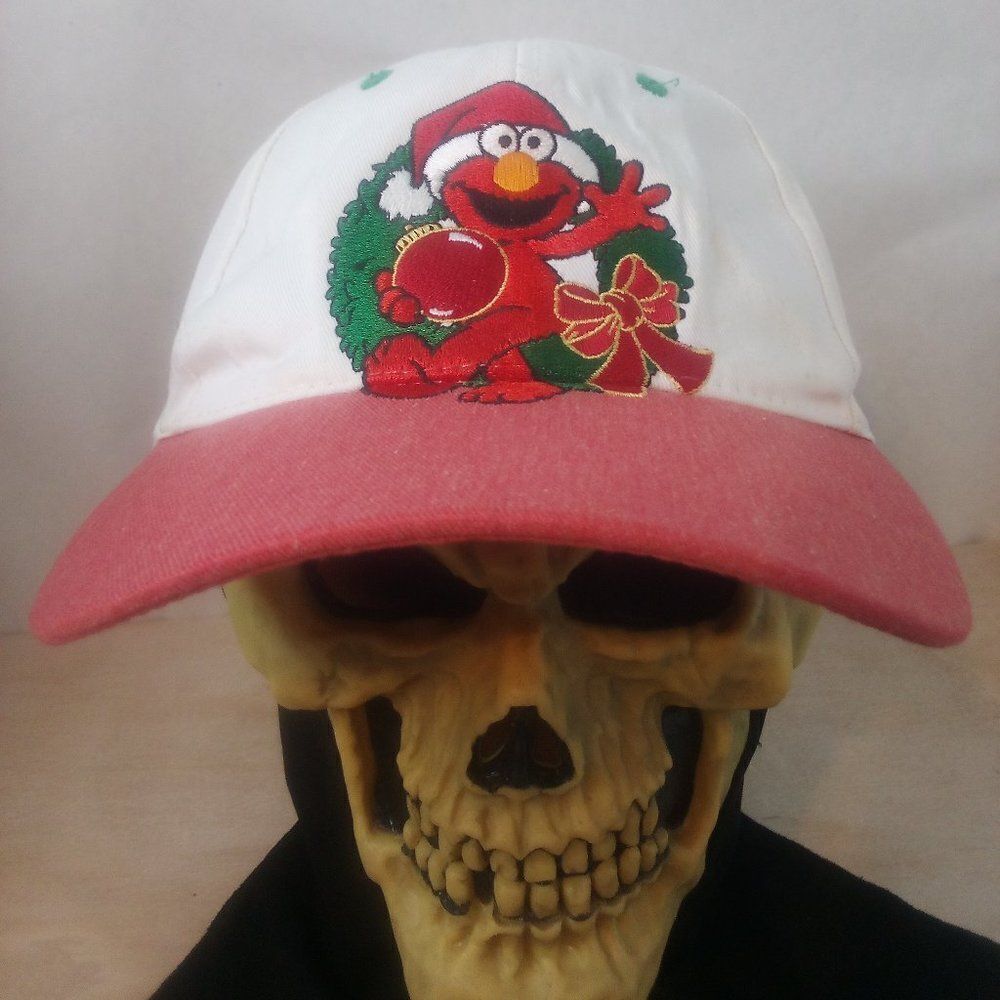 Vintage Elmo Happy Holidays Christmas Wreath Snap Back Hat